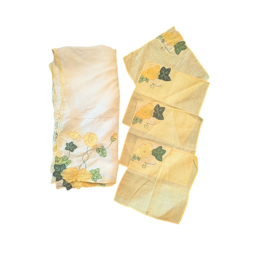 Vintage Yellow Floral Applique Tablecloth and 4 Napkins Set White Yellow 33x34‎